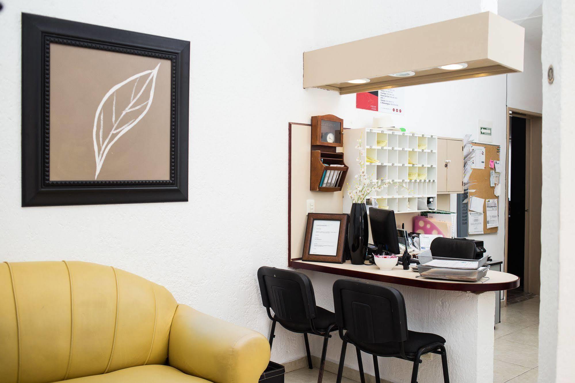 Las Gaviotas Hotel & Suites Канкун Экстерьер фото