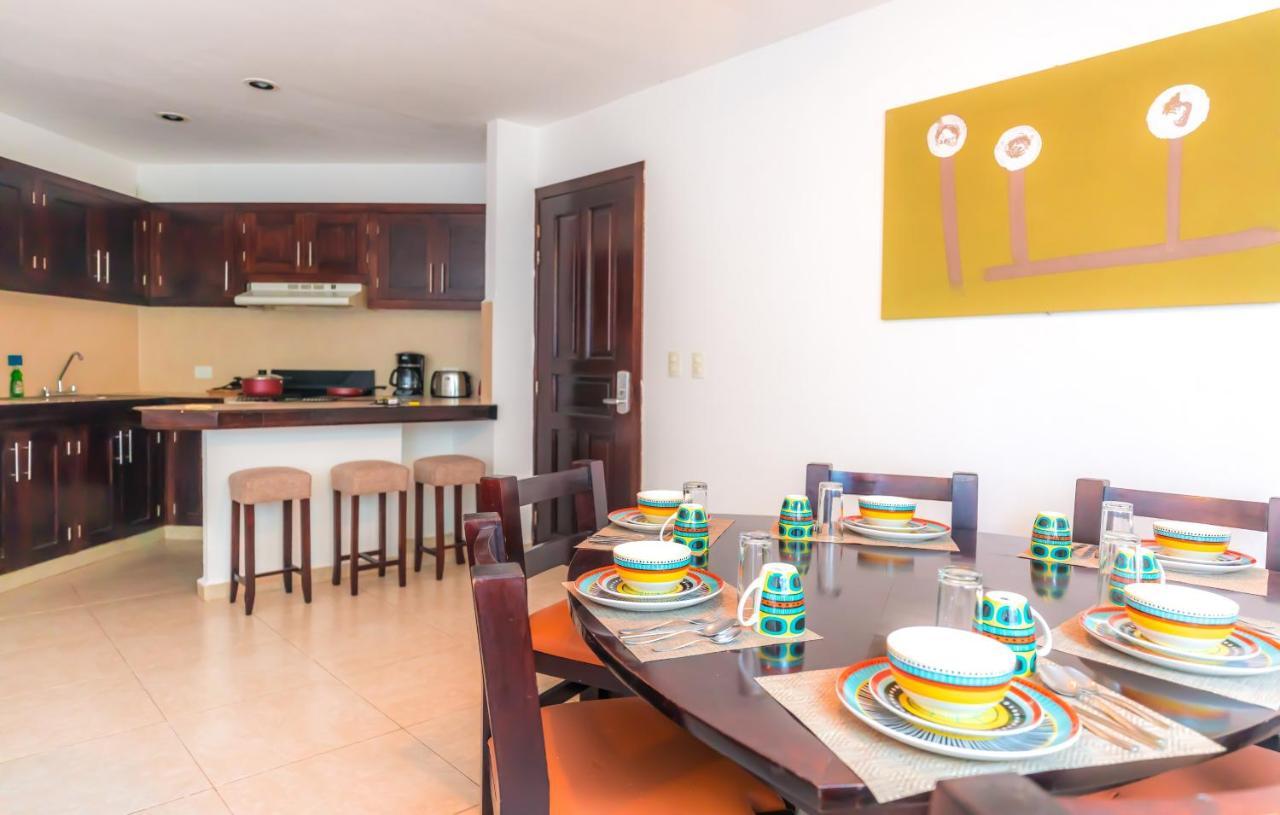 Las Gaviotas Hotel & Suites Канкун Экстерьер фото
